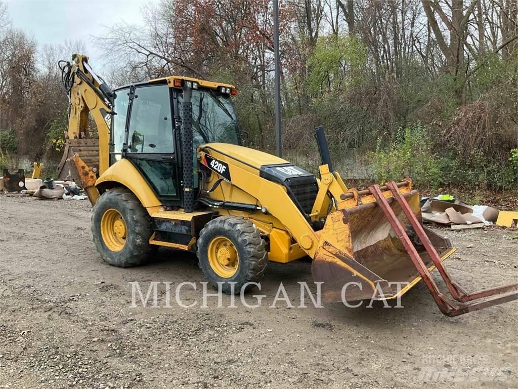 CAT 420F A Terne