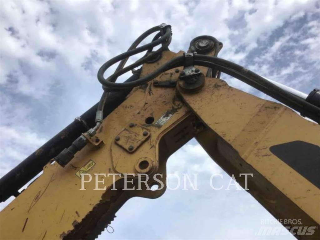 CAT 420F2 Terne