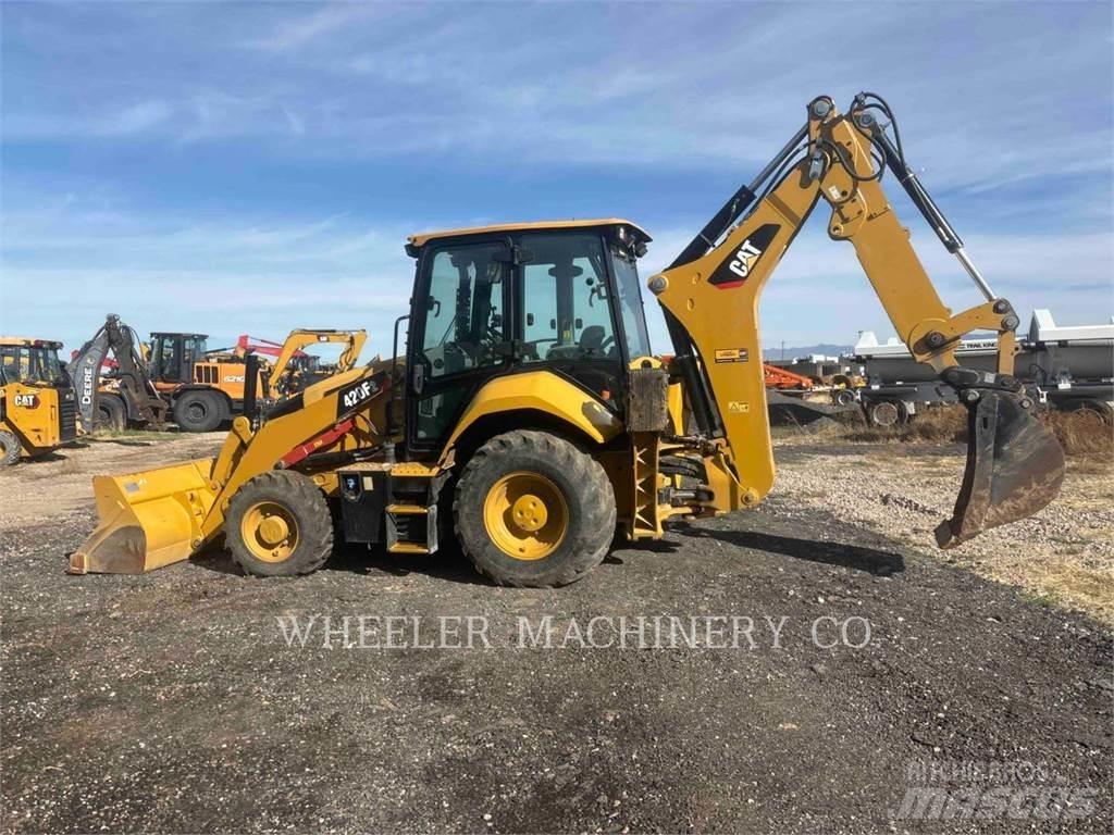 CAT 420F2 Terne