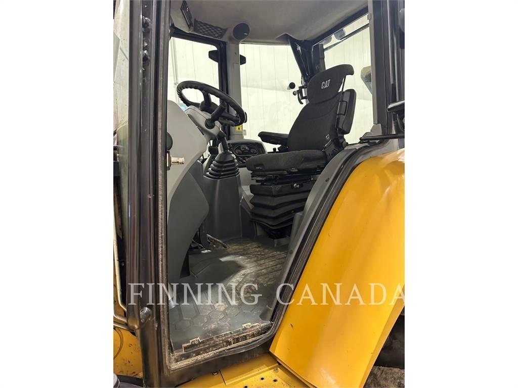 CAT 420F2 Terne