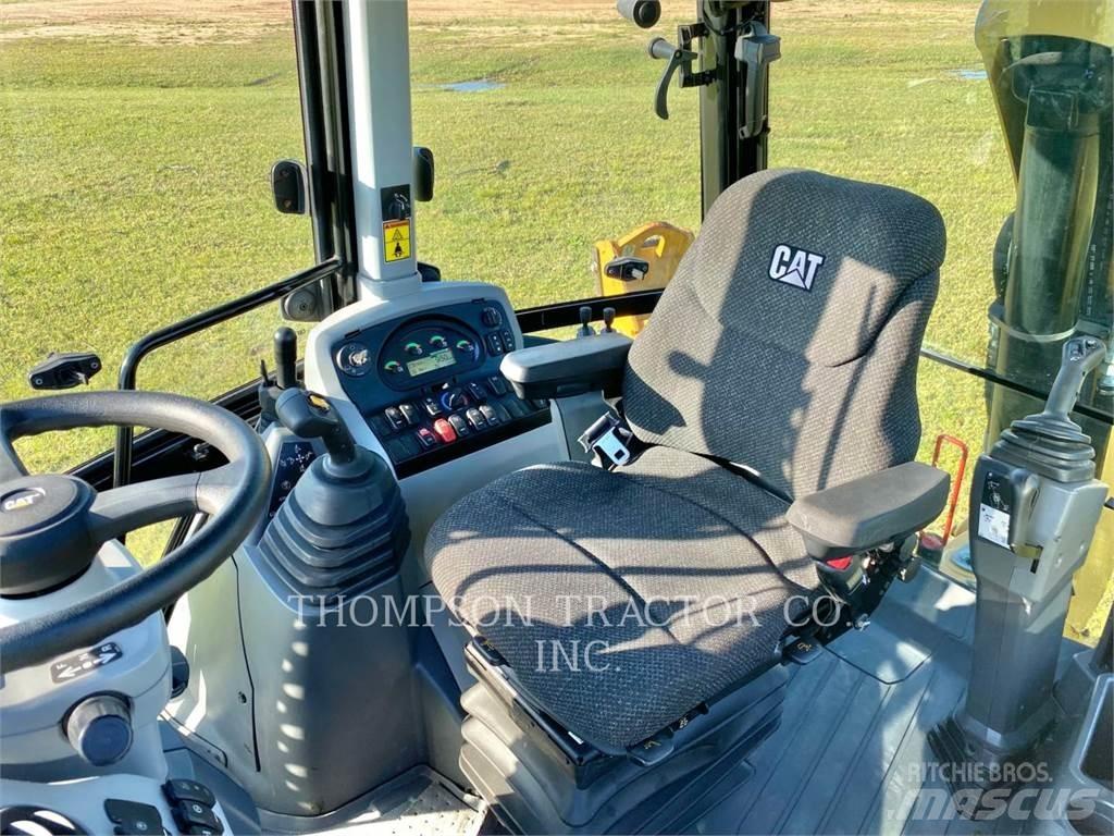 CAT 420F2 Terne