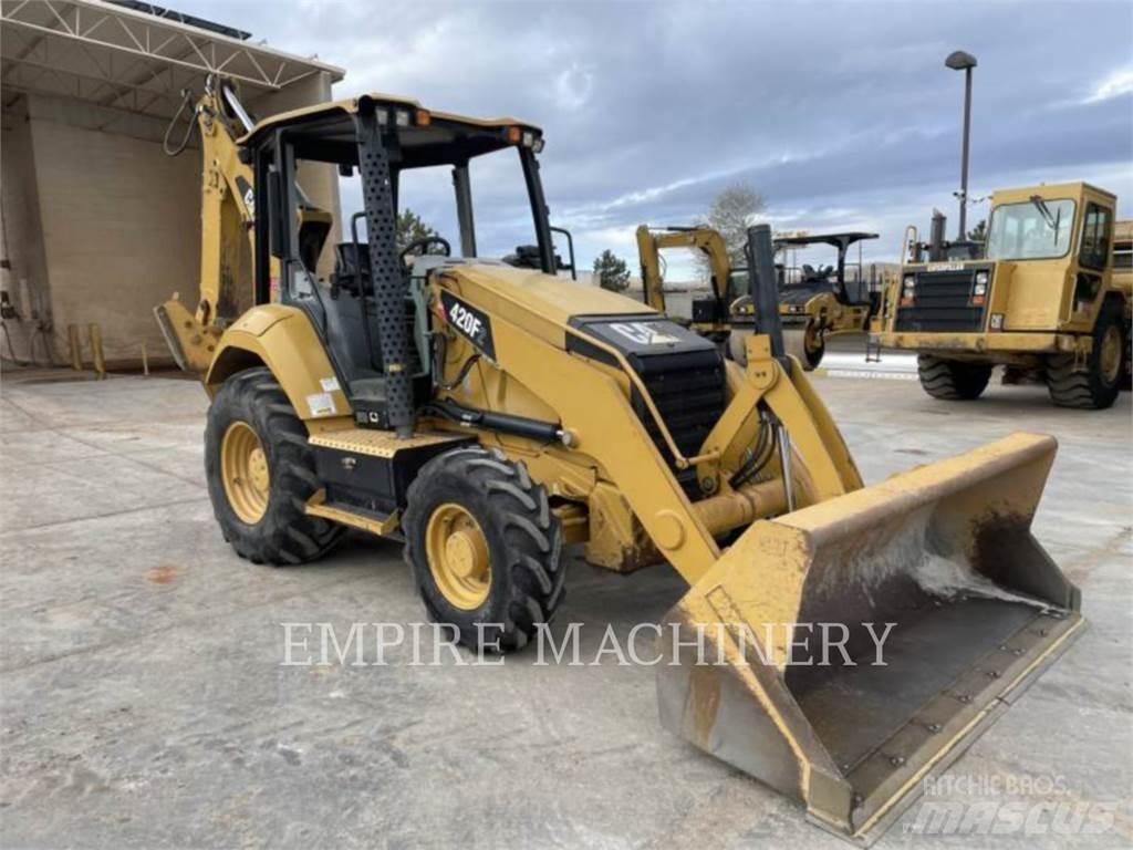 CAT 420F2 4EO Terne