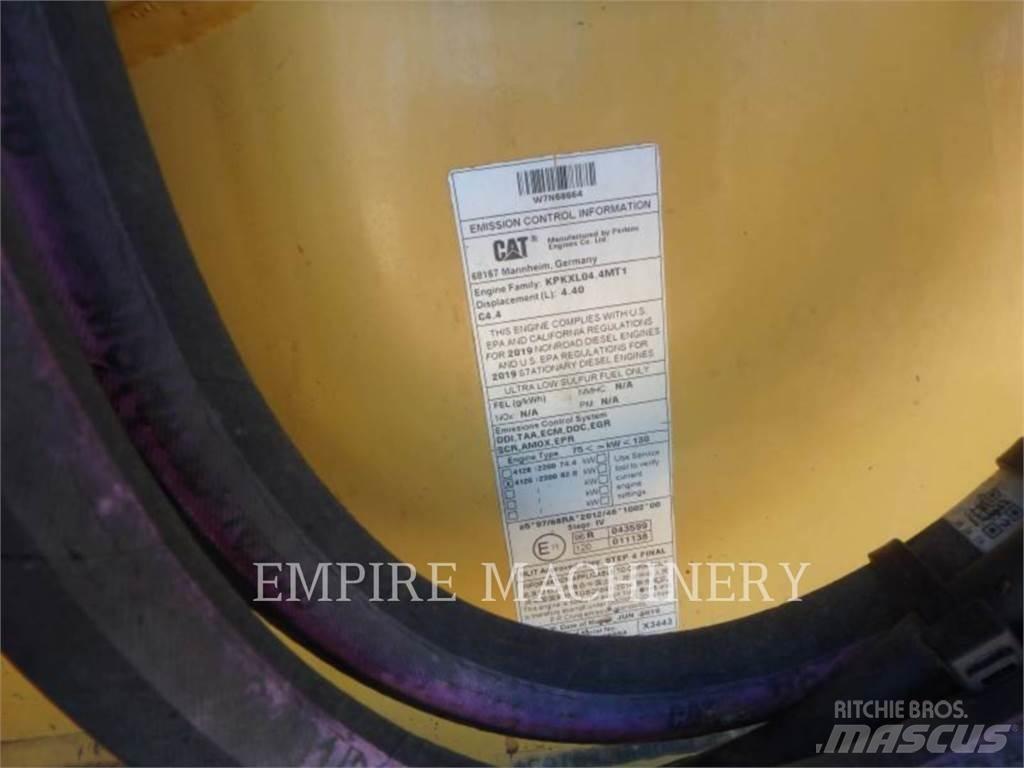 CAT 420F2 4EO Terne