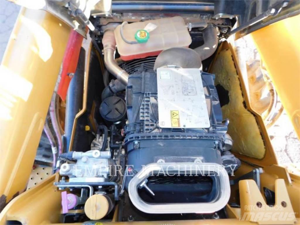 CAT 420F2 4EO Terne