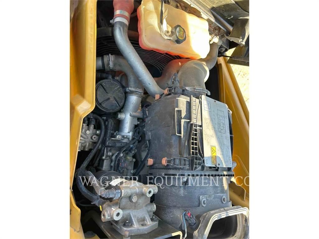 CAT 420F2 4WDE Terne