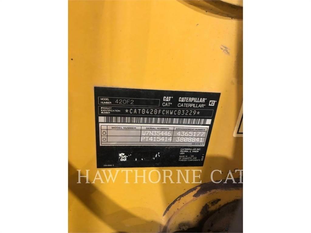 CAT 420F2 CAB Terne