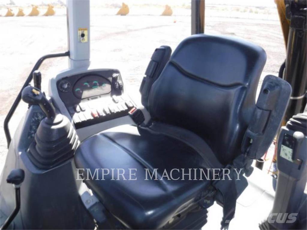 CAT 420F24EOIP Terne