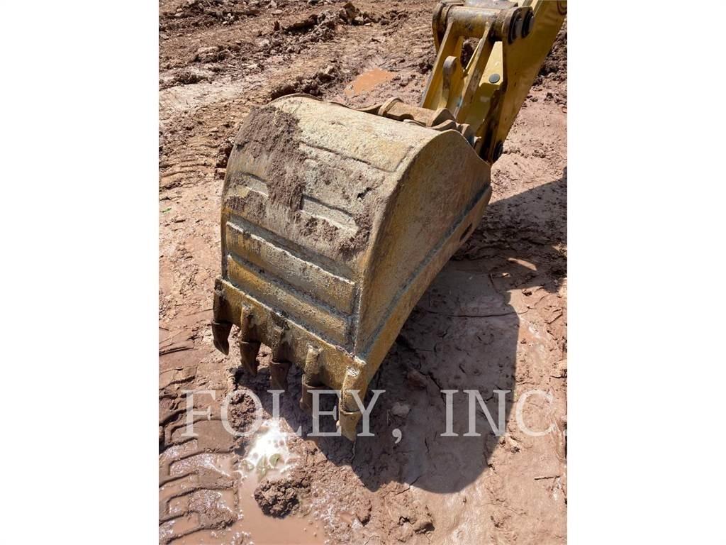 CAT 420F2IT Terne