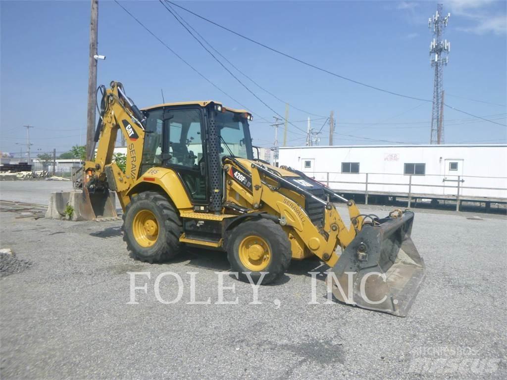 CAT 420F2IT Terne