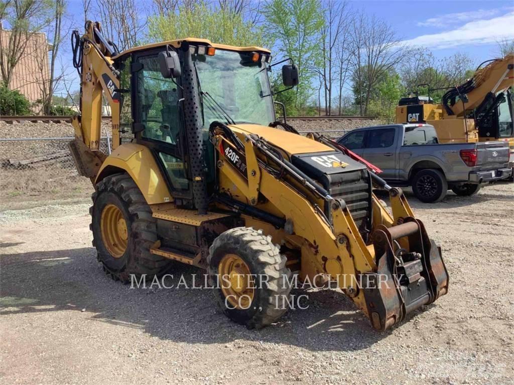 CAT 420F2IT Terne