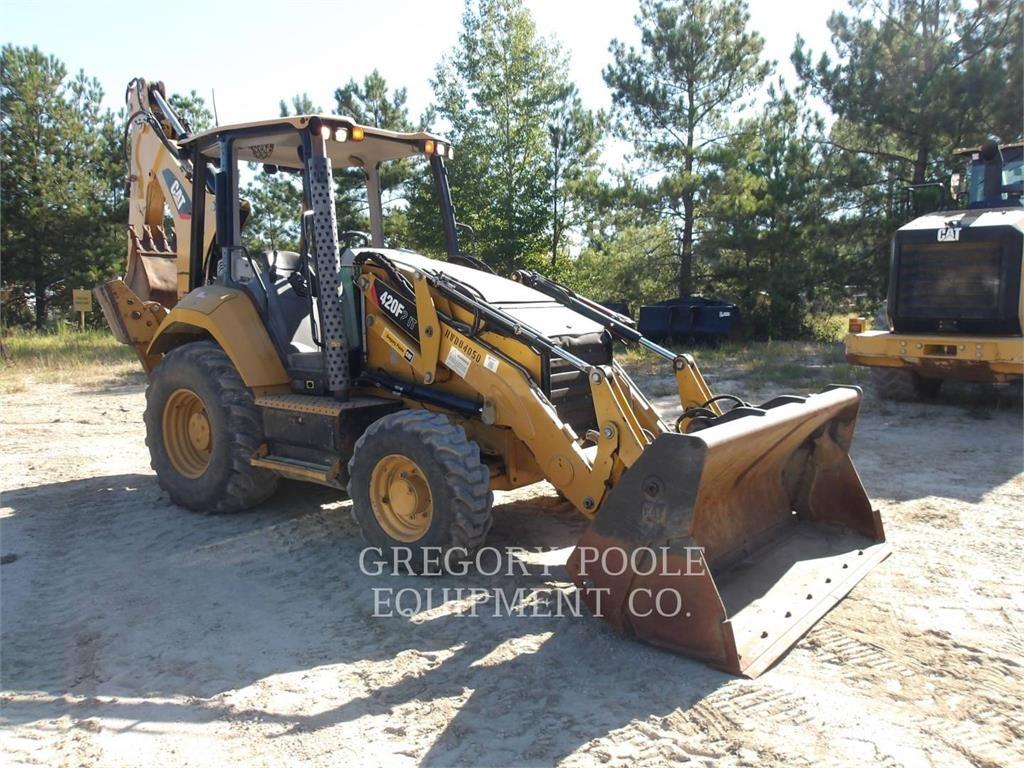 CAT 420F2IT Terne