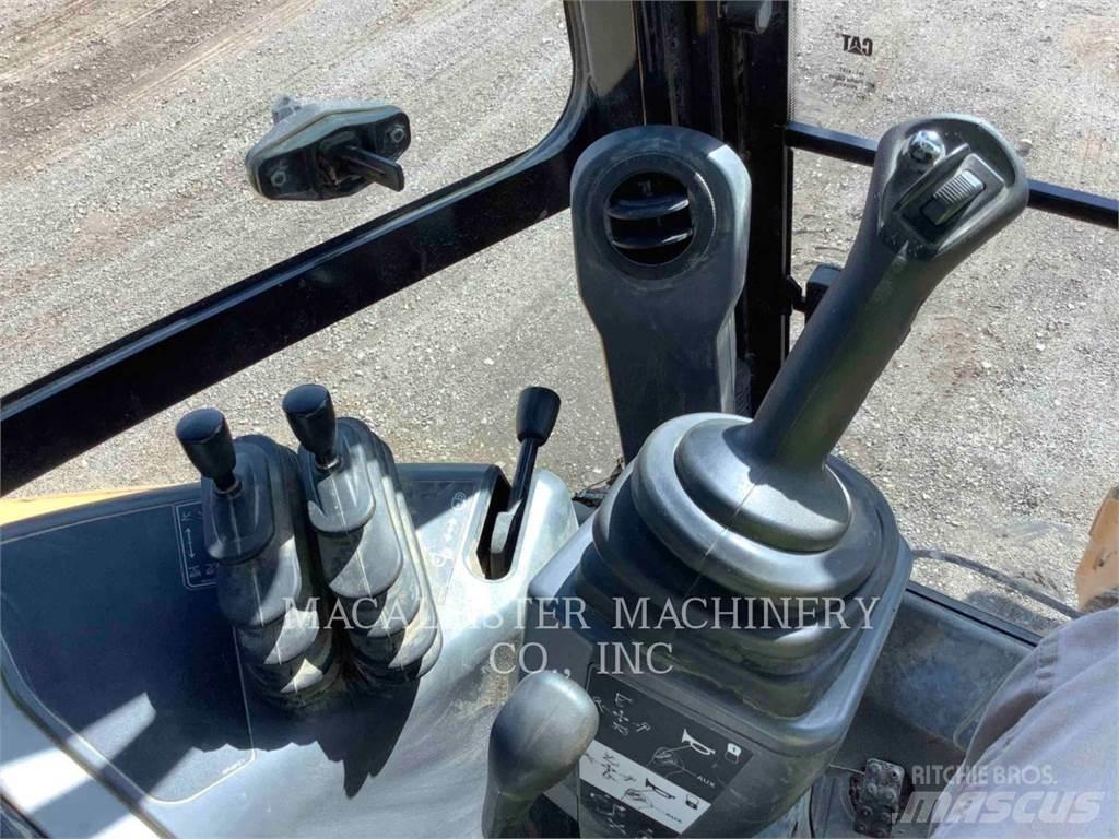 CAT 420F2ST Terne