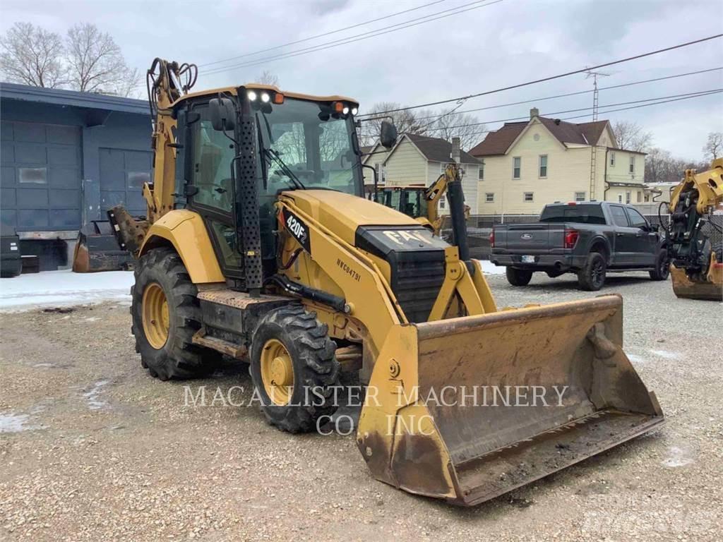 CAT 420F2ST Terne