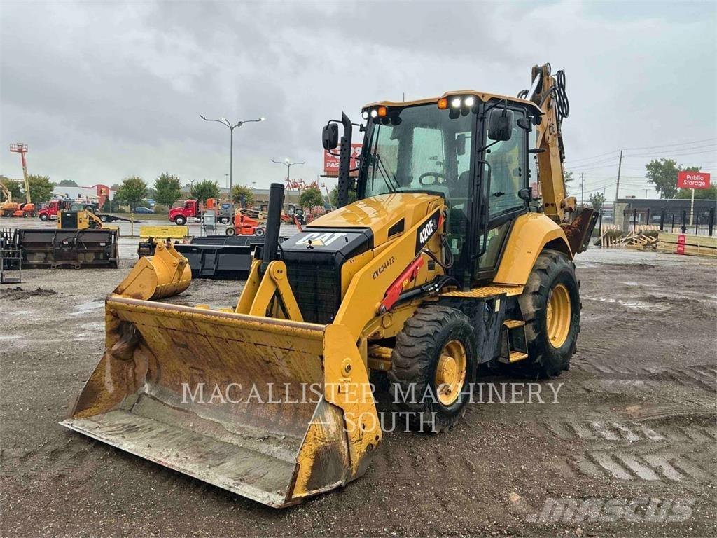 CAT 420F2ST Terne