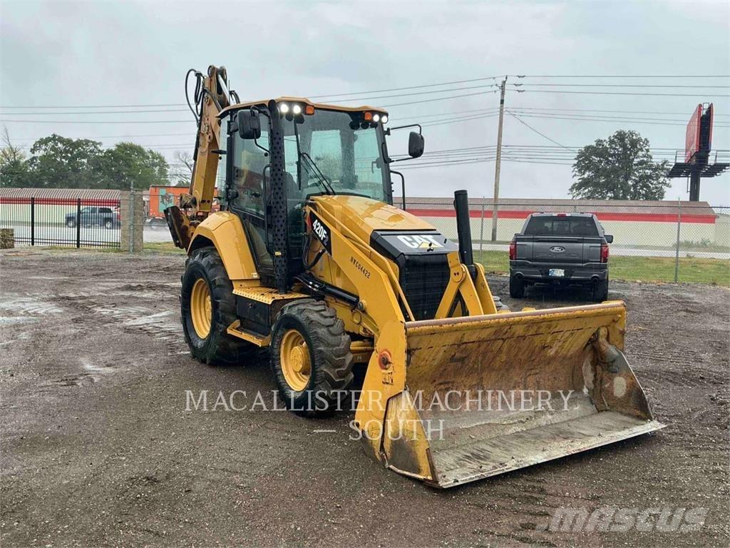 CAT 420F2ST Terne