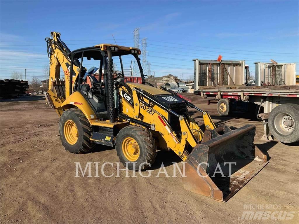 CAT 420FIT A Terne