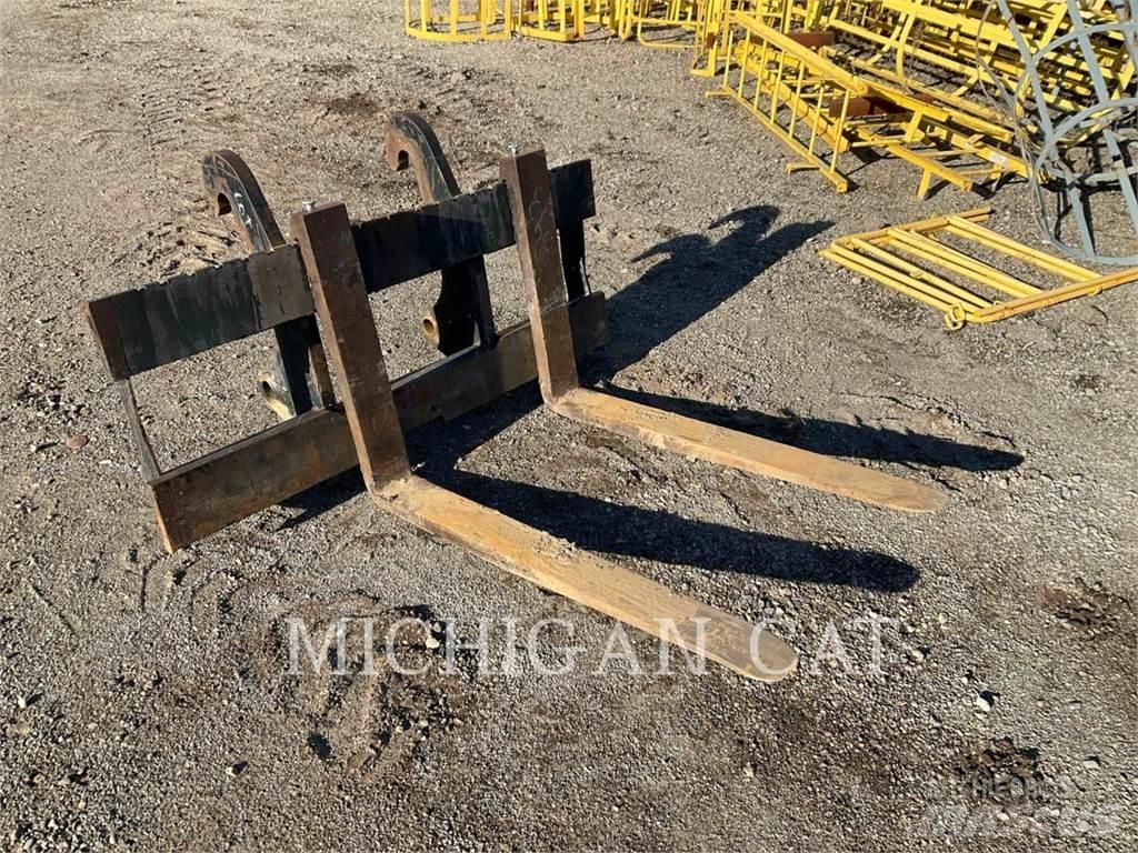 CAT 420FIT A Terne