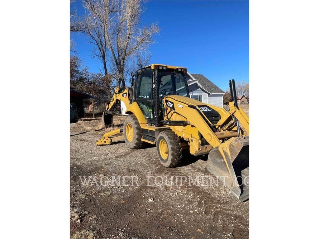 CAT 420FST Terne