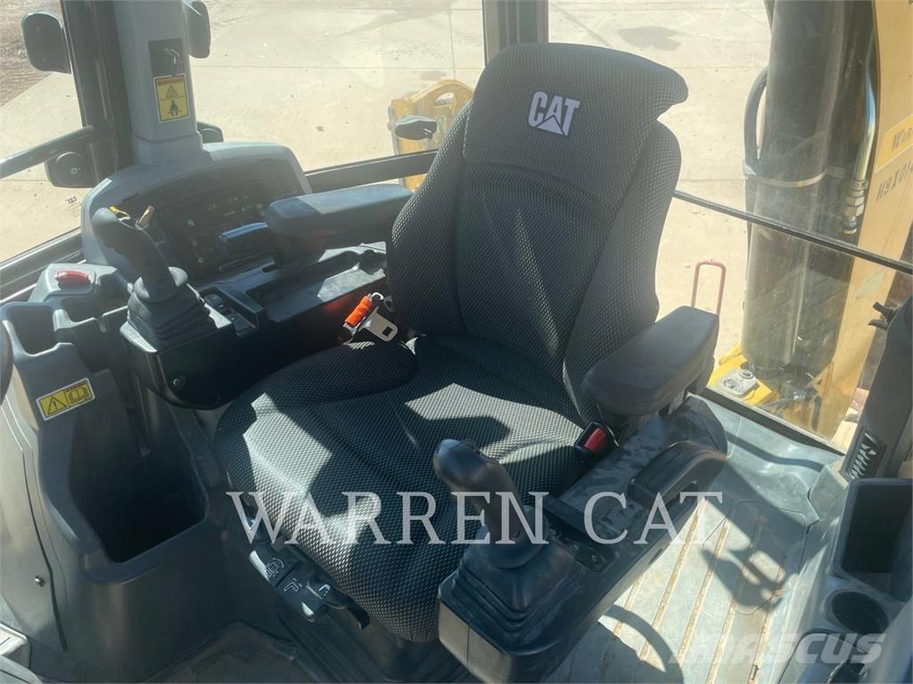 CAT 420XE AE4T Terne