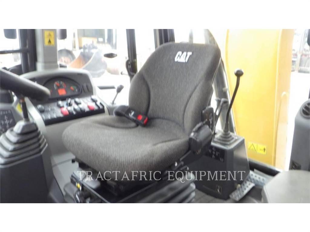 CAT 426F2LRC Terne