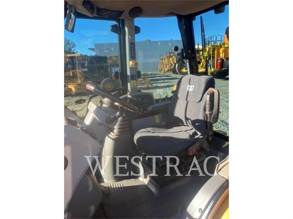 CAT 432F2LRC Terne