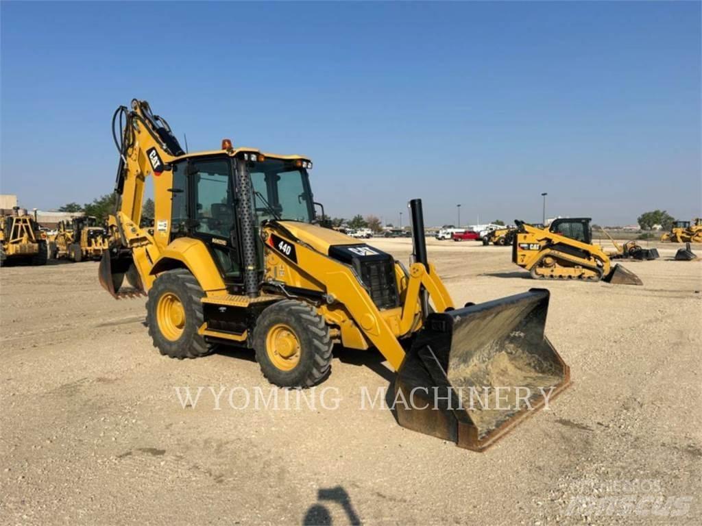 CAT 440 Terne