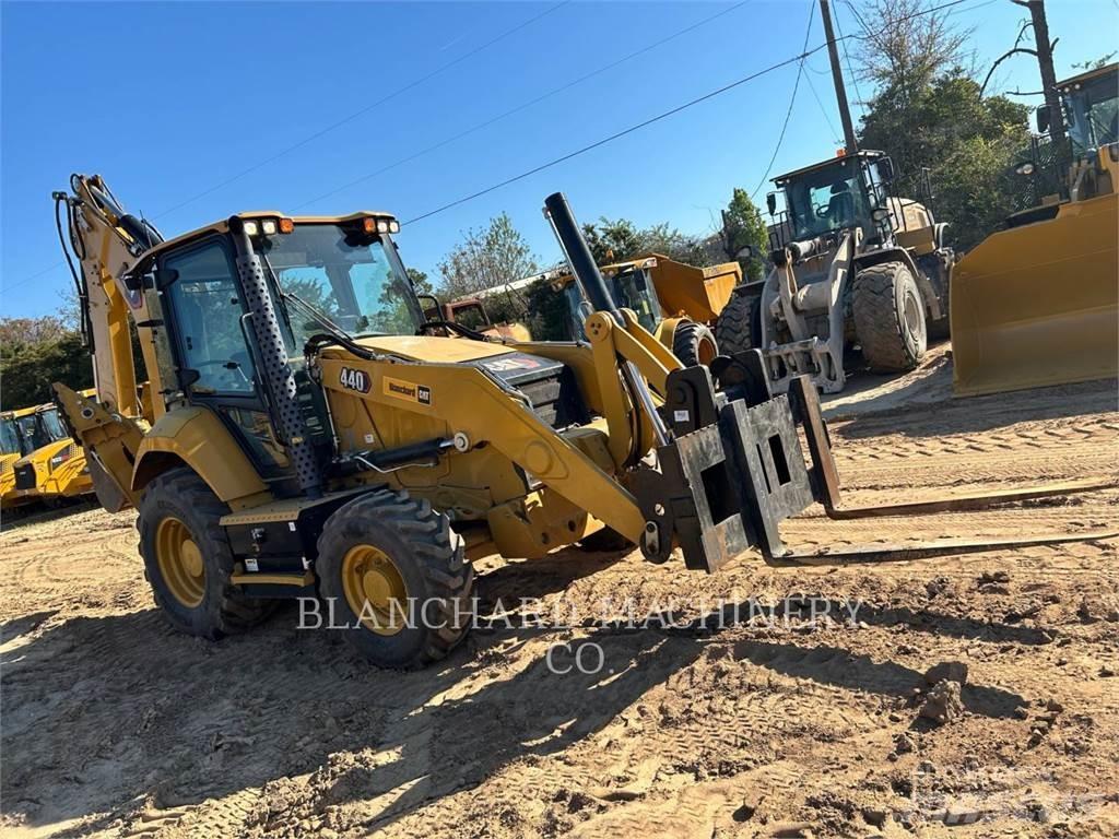 CAT 440 Terne