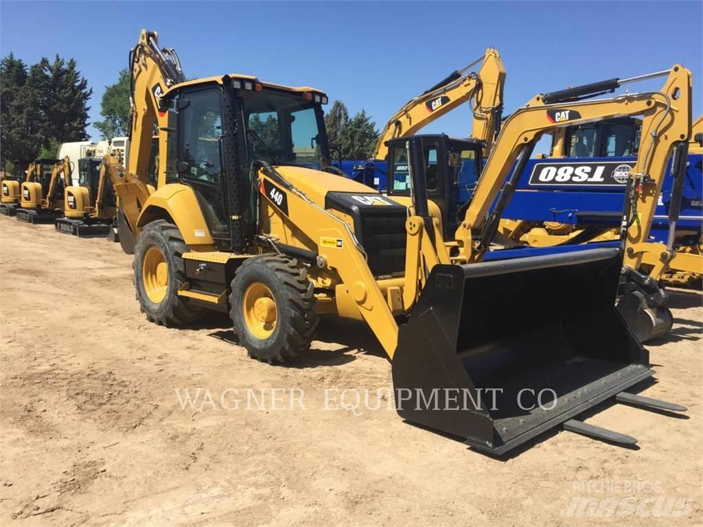 CAT 440 Terne