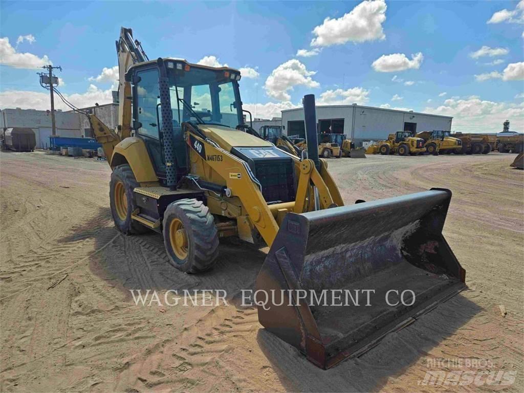 CAT 440 Terne