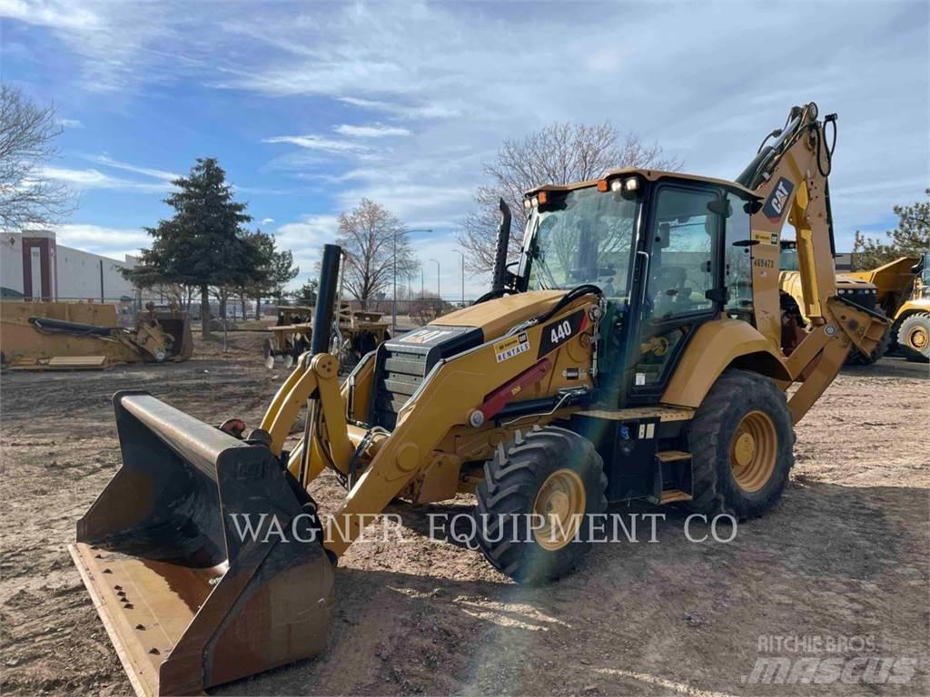 CAT 440 Terne