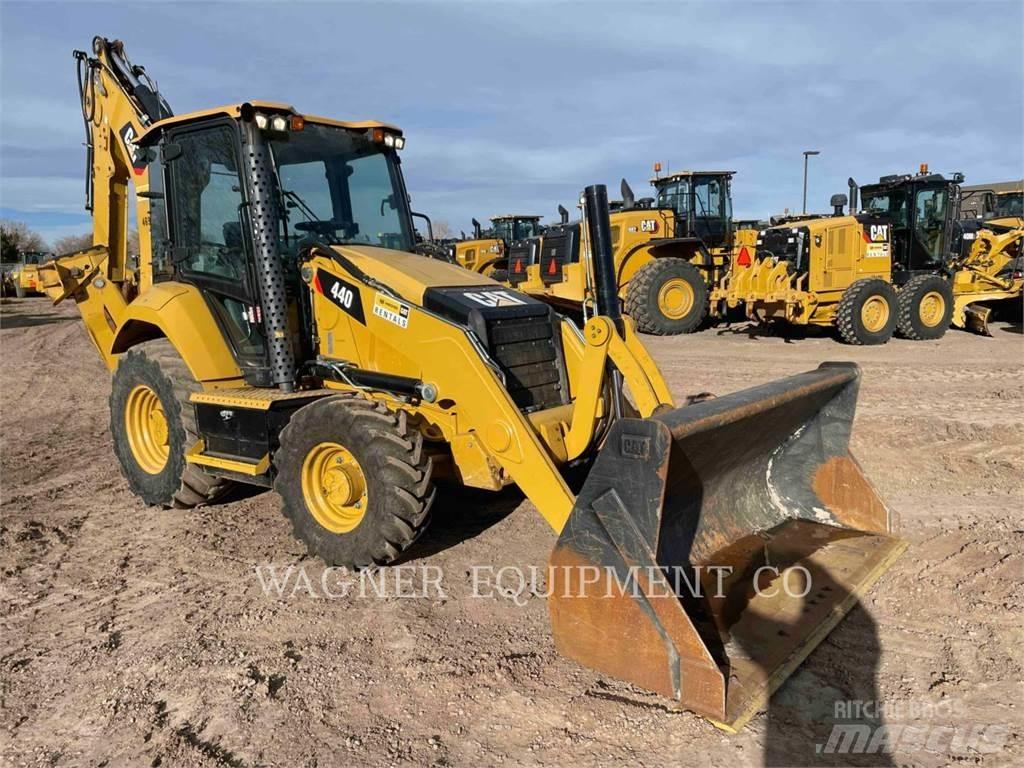 CAT 440 Terne