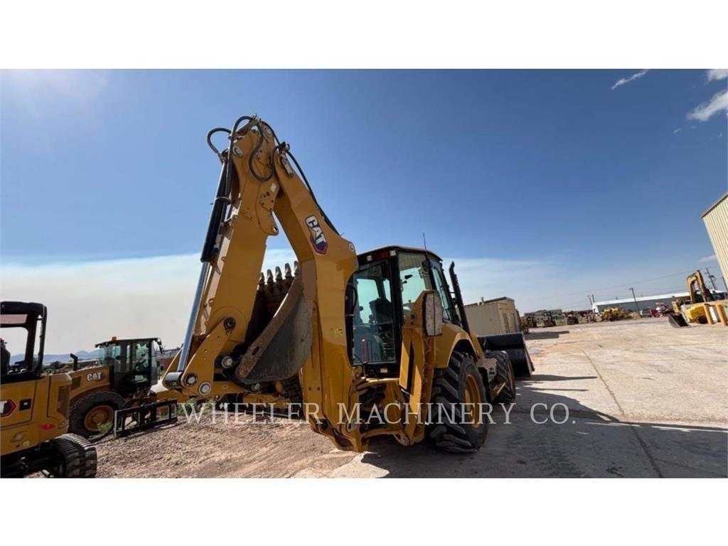 CAT 440 IT Terne