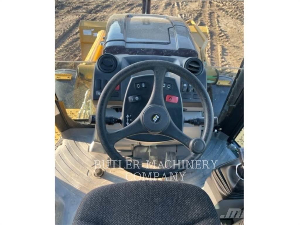 CAT 450F Terne