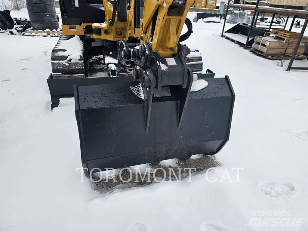 CAT 48.IN.RAKE.BUCKET Benne
