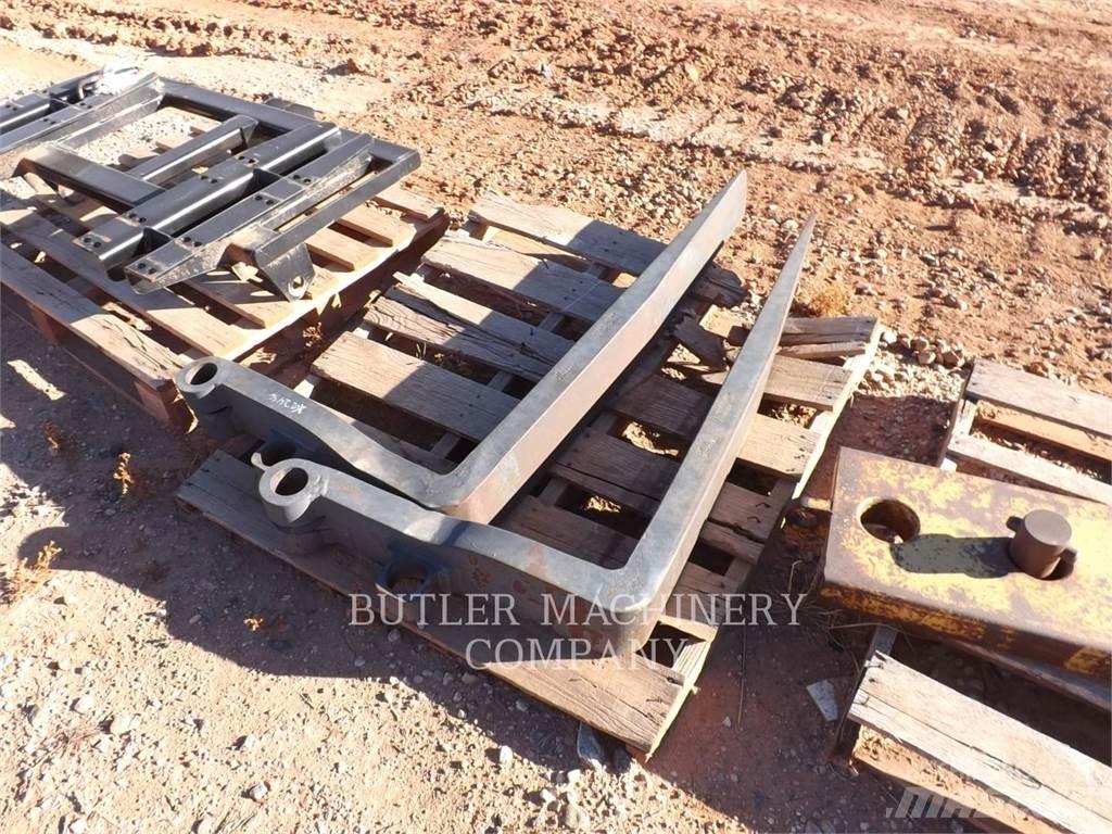 CAT 48TINES Forche