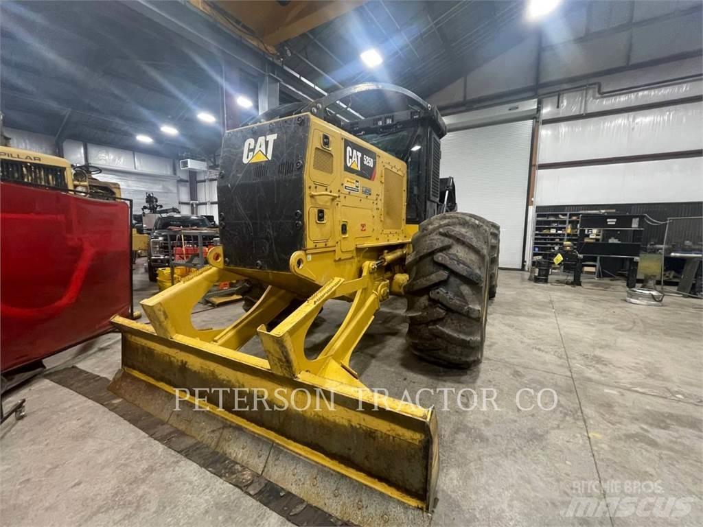 CAT 525D Trattori Forestali
