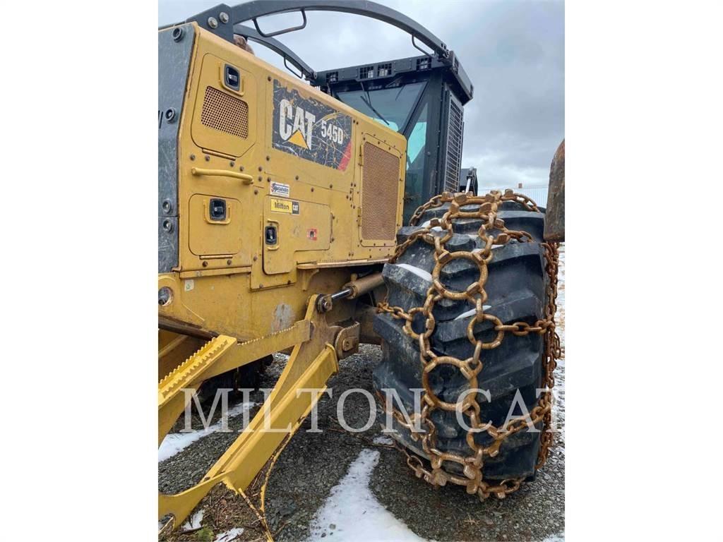 CAT 545D Trattori Forestali