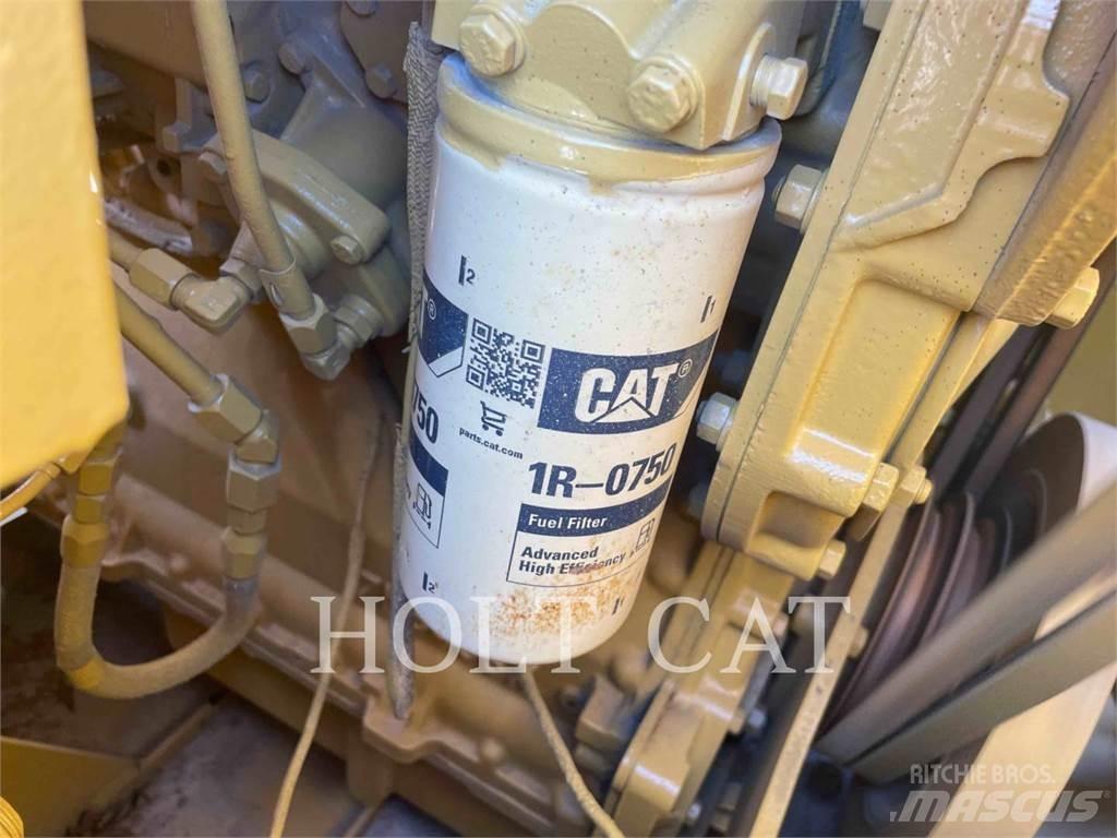 CAT 572G Posatubi cingolati