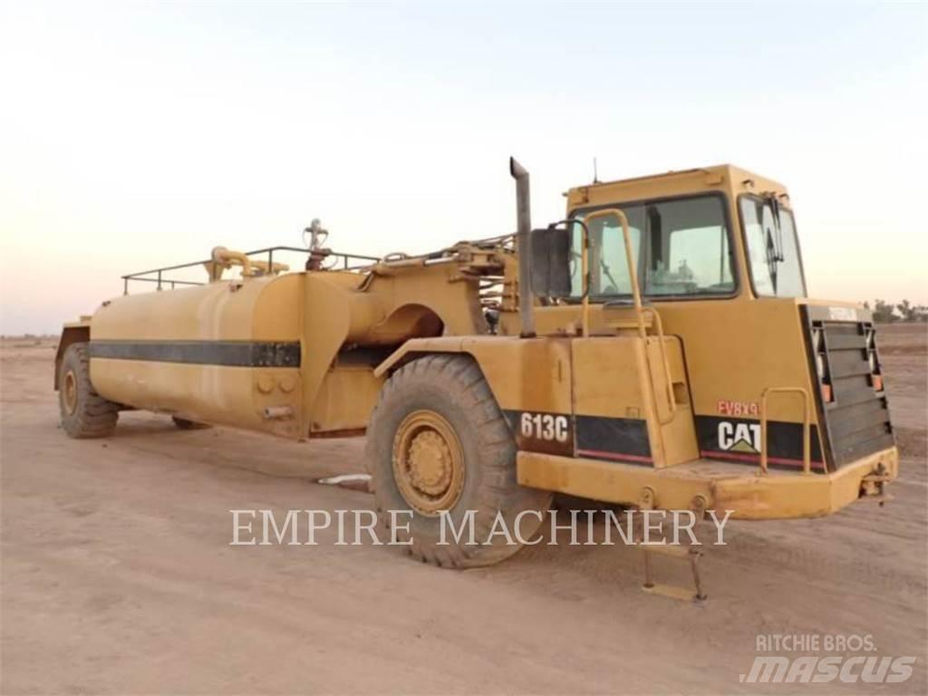 CAT 613C WW Autocisterne