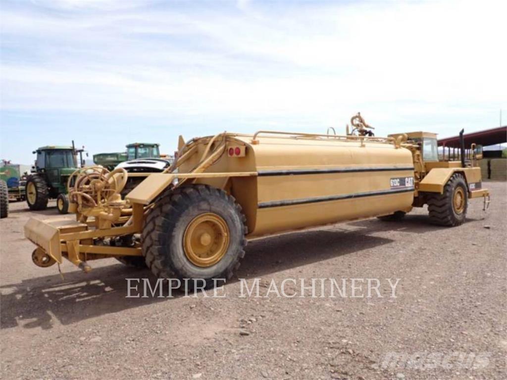 CAT 613C WW Autocisterne