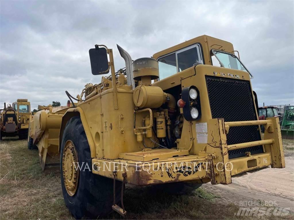 CAT 621B WW Autocisterne