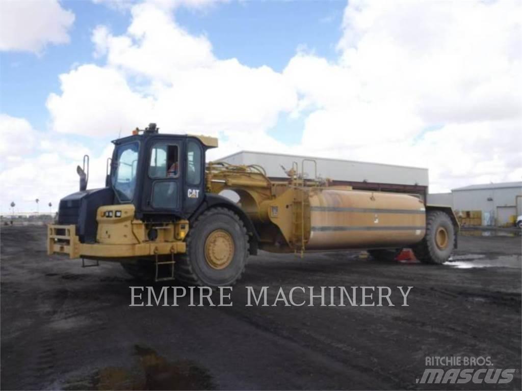 CAT 621H WW Autocisterne