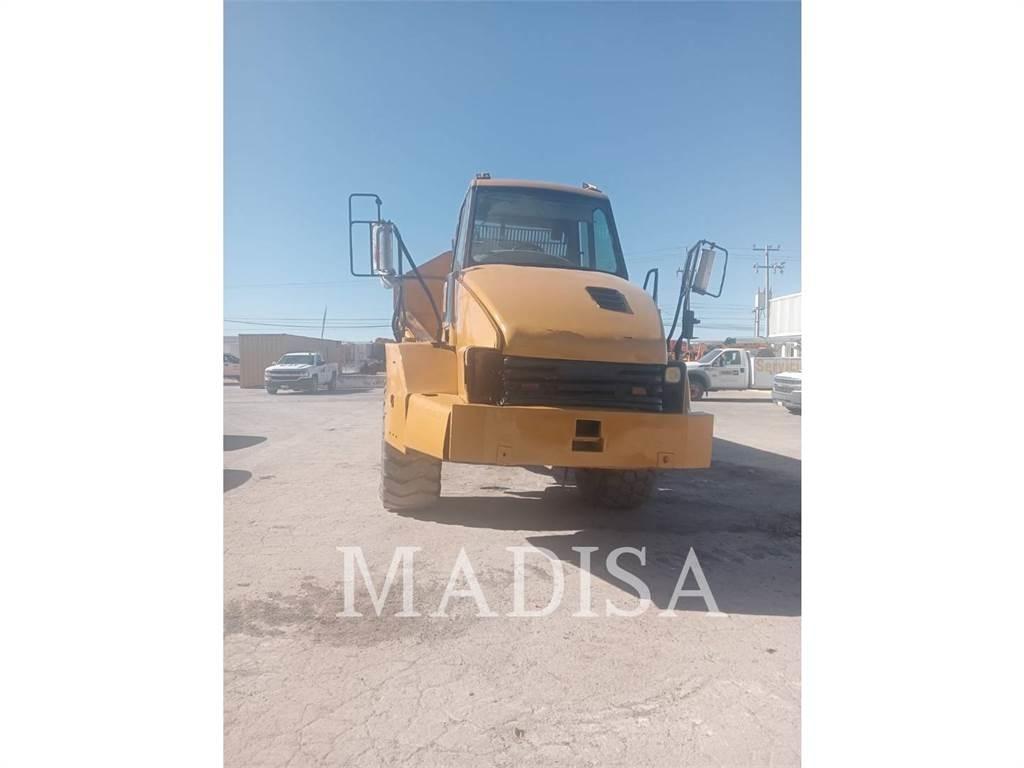 CAT 725 Dumpers articolati