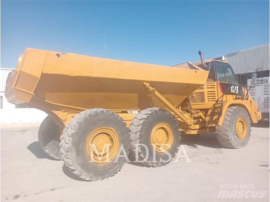 CAT 725 Dumpers articolati