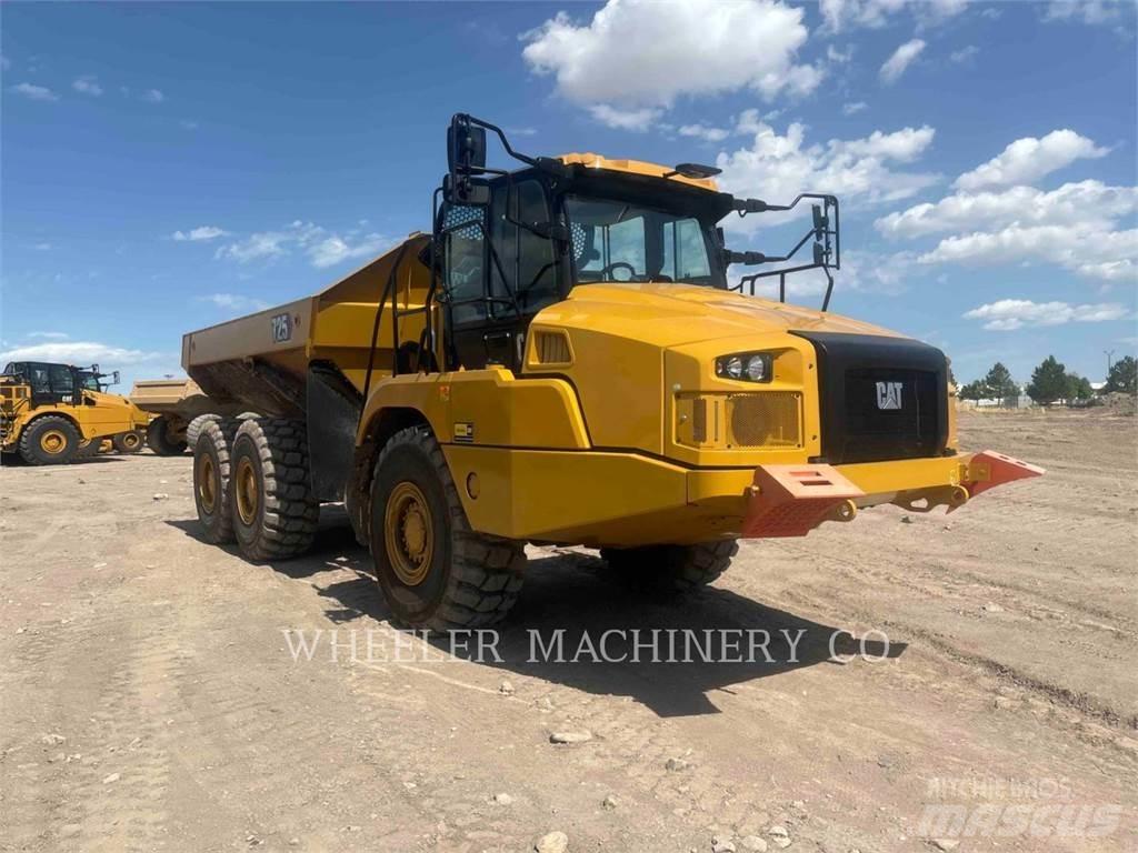 CAT 725 Dumpers articolati