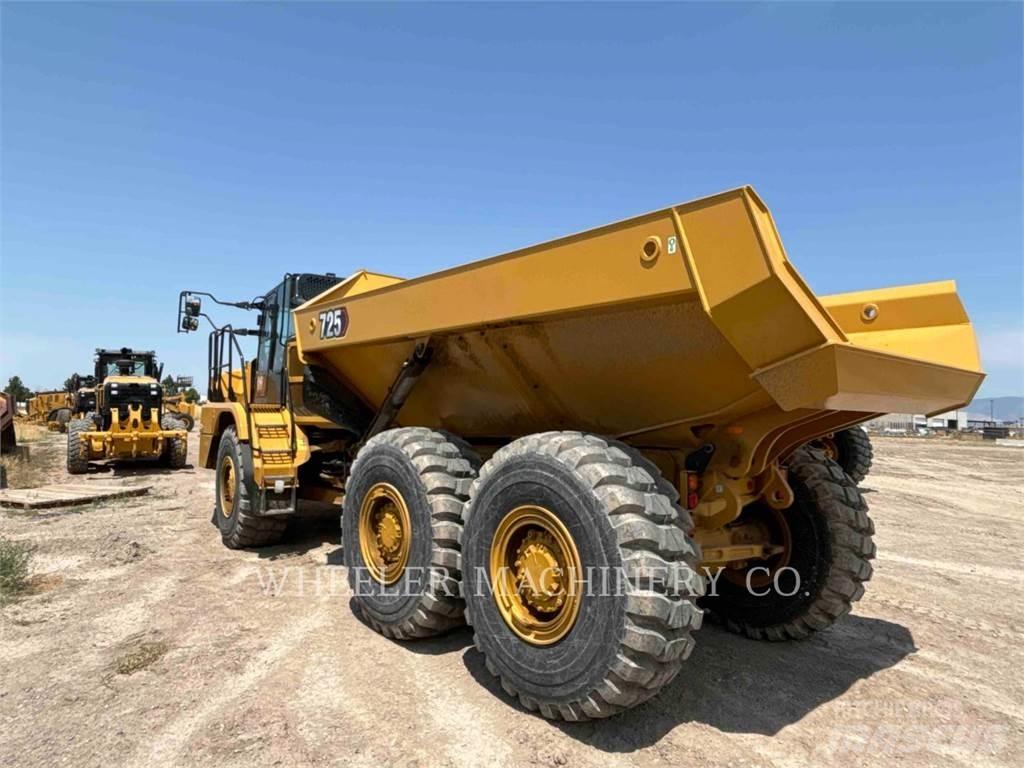 CAT 725 Dumpers articolati