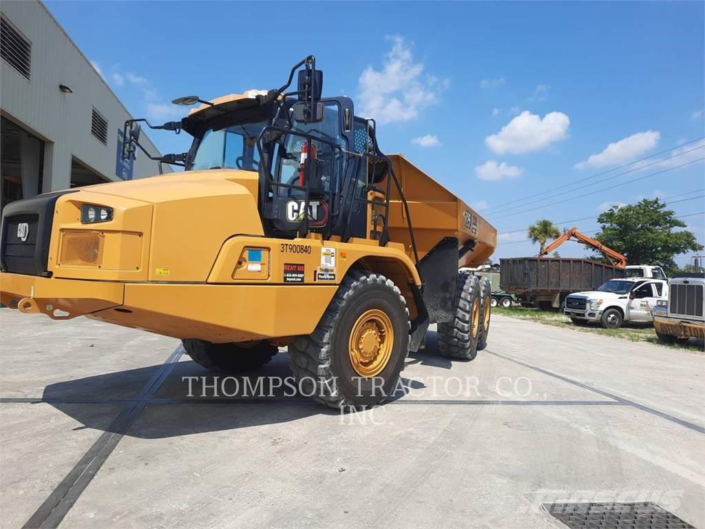 CAT 725 Dumpers articolati