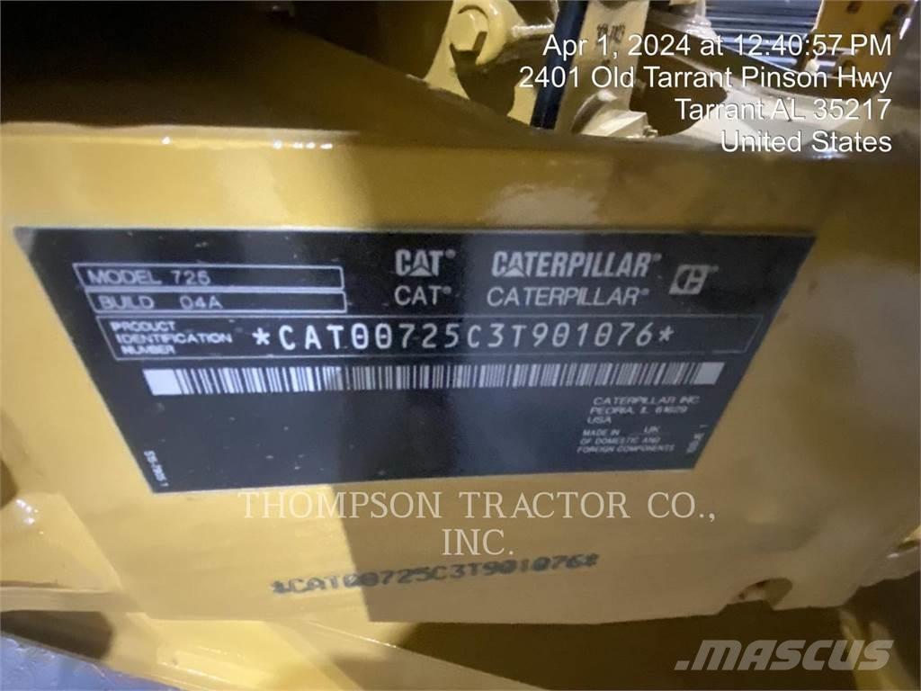 CAT 725 Dumpers articolati