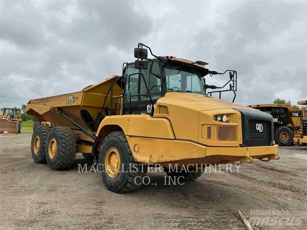 CAT 725 Dumpers articolati