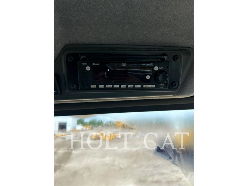 CAT 725 Dumpers articolati